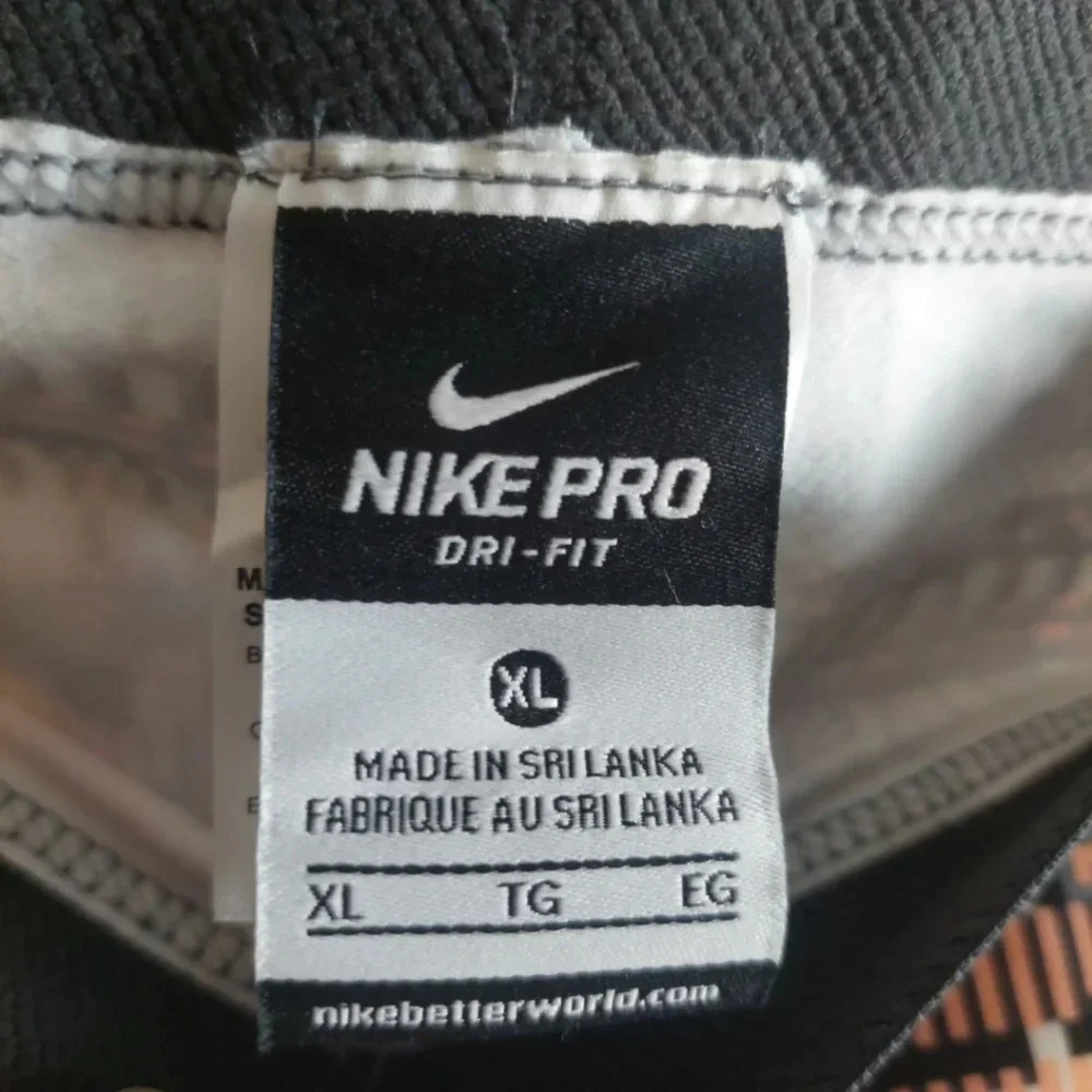 Nike Pro Dri-Fit 2 piece Set Performance Athleisure Sweater & Leggings L